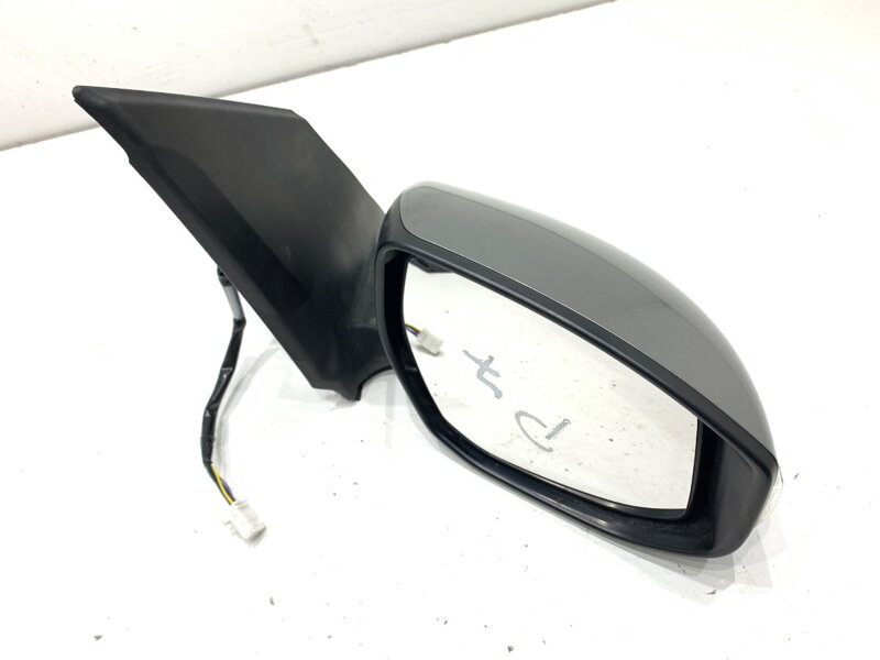 Spätné zrkadlo pravé Nissan Pulsar Liftback (C13) 2012 - 2022