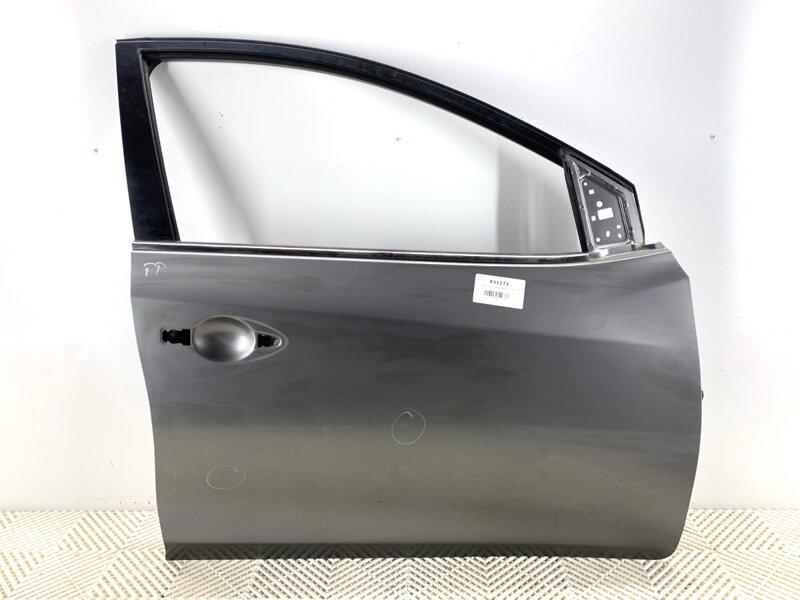 Dvere pravé predné Nissan Pulsar Liftback (C13) 2012 - 2022