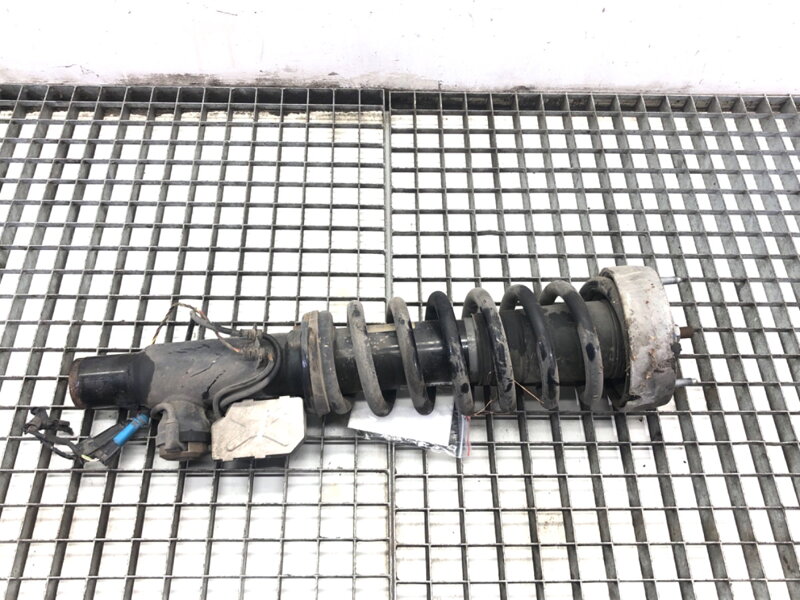 Tlmič ľavý predný BMW X6 (E71, E72) 2007 - 2014 6785401