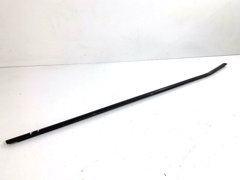 Lišta stieracia predná pravá BMW X6 (E71, E72) 2007 - 2014