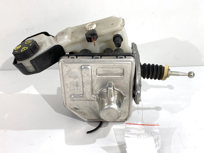 Servo brzdy Volvo S90 II (234) 2016 - 2022 32279538