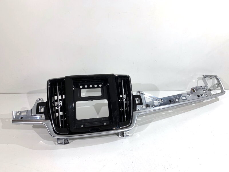 Mriežka ventilácie predná Volvo S90 II (234) 2016 - 2022 31366590 31417206