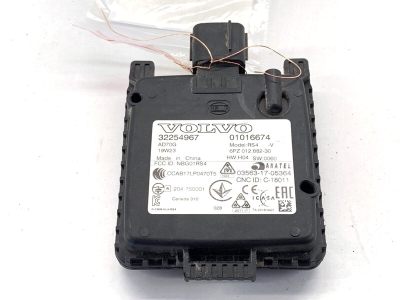 Snímač mŕtveho poľa Volvo S90 II (234) 2016 - 2022 32254967