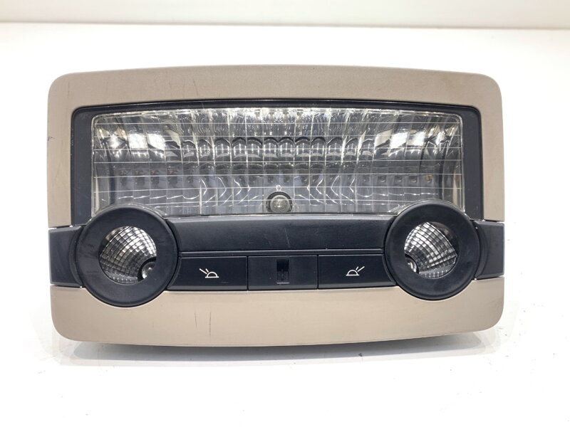 Stropné svetlo zadné BMW X6 (E71, E72) 2007 - 2014 9111010