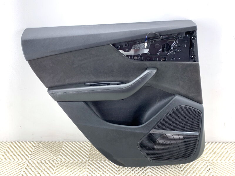 Tapacír dverí ľavý zadný Audi Q8 (4MN) 2018 - 2022