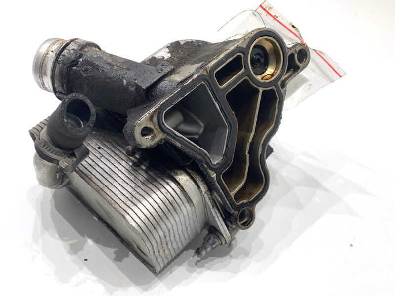 Základňa filtra oleja BMW X6 (E71, E72) 2007 - 2014 7516383