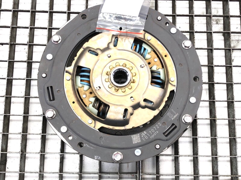 Spojka sada Lexus LBX (_AYH1_, _AYA1_) 2023 -