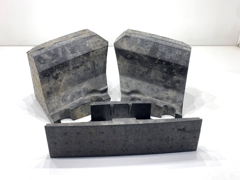 Absorbér nárazníka zadný Audi Q8 (4MN) 2018 - 2022 4M8807573 4M8807574