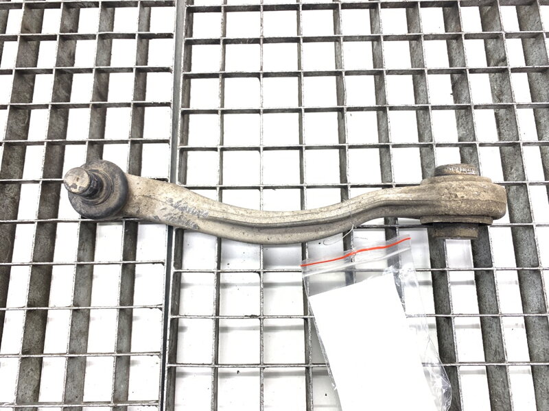 Rameno pravé predné Audi Q8 (4MN) 2018 - 2022