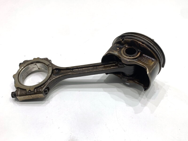 Piest S ojnicou Hyundai I20 II (GB, IB) 2014 - 2022 G4LC