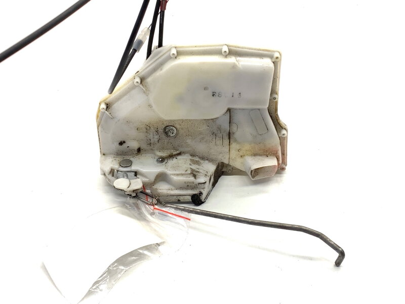 Zámok dverí ľavý predný Suzuki Swift III (MZ, EZ) 2005 - 2022