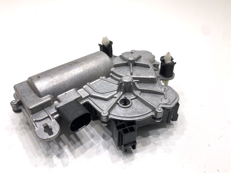 Doťahovanie veka batožinového priestoru zadný Audi Q8 (4MN) 2018 - 2022 3V5827887C