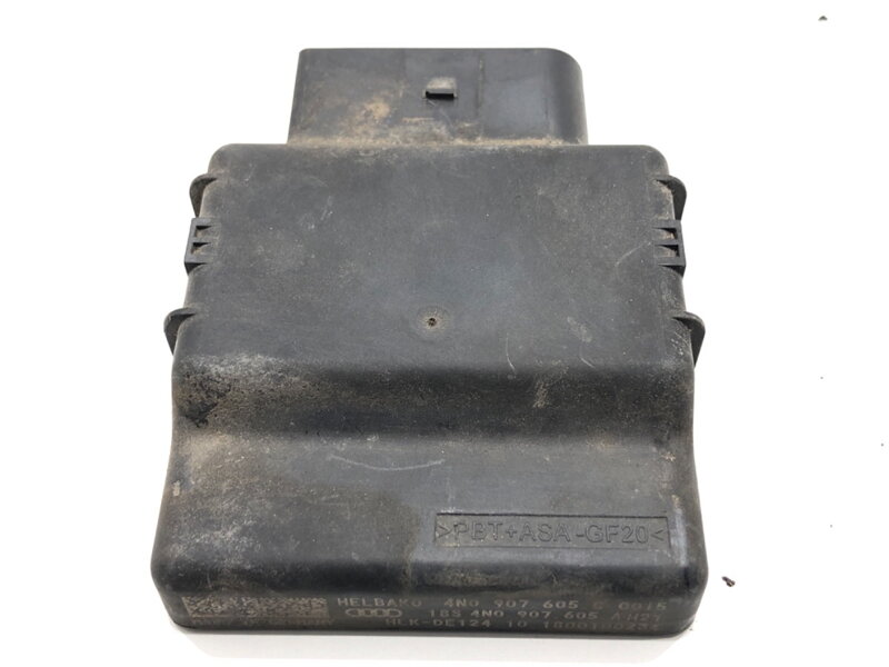 Relé stieračov Audi Q8 (4MN) 2018 - 2022 4N0907605C