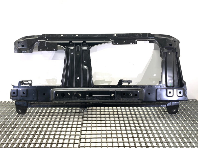 Uchytenie sedadla lavice / sedačky zadné Audi Q8 (4MN) 2018 - 2022 4M8885677