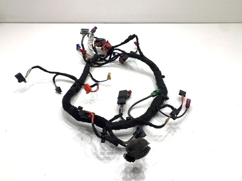 Kabeláž tunel stredový Audi Q8 (4MN) 2018 - 2022 4M8972031A