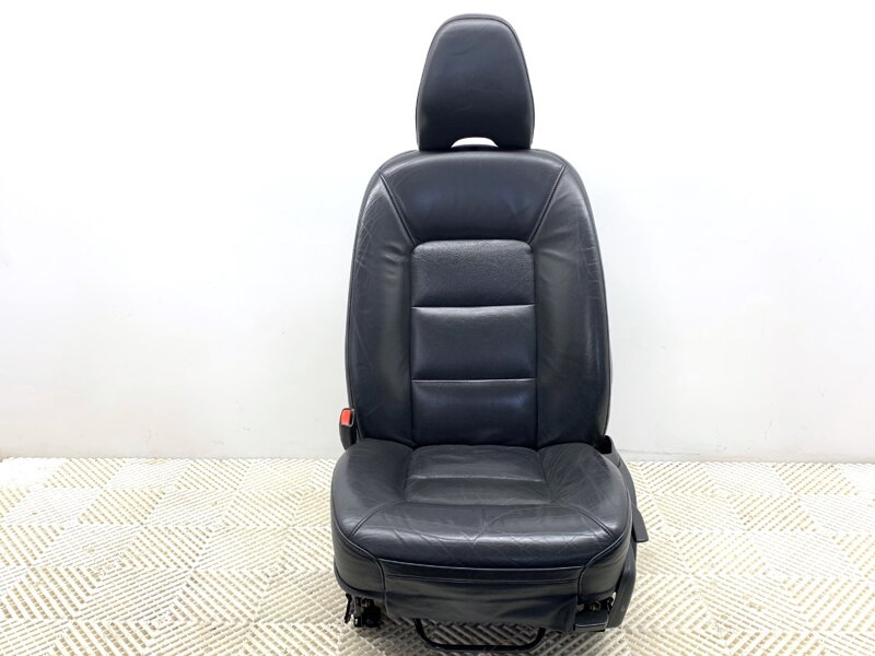 Sedadlo ľavé predné Volvo V70 III (135) 2007 - 2016