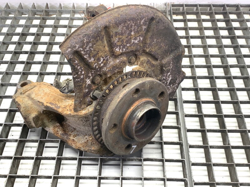 Otoč ľavá predná Seat Leon (1M1) 1999 - 2006