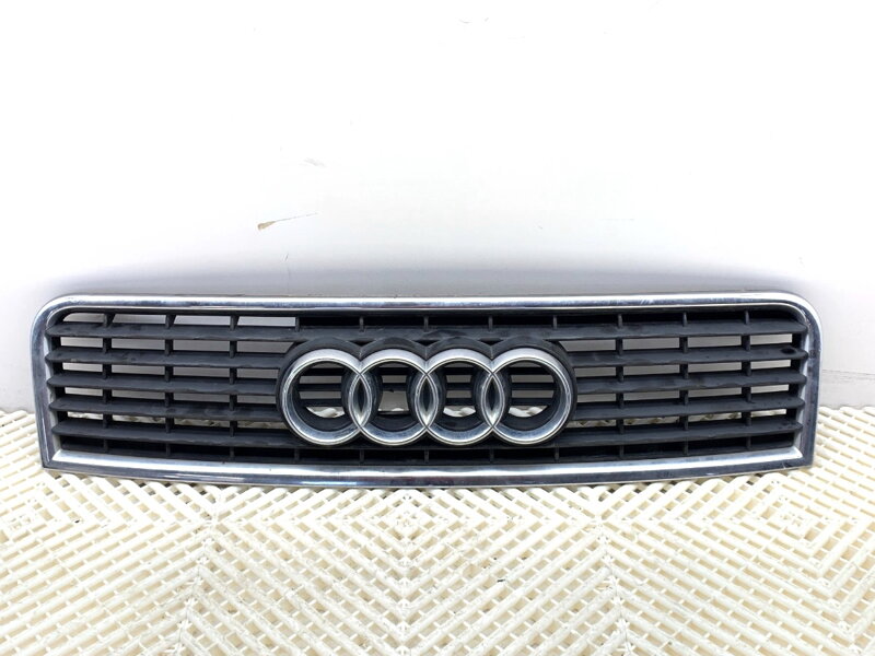 Maska chladiča grill Audi A4 B6 Avant (8E5) 2000 - 2005 8E0853651B
