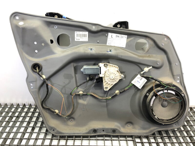 Sťahovačka okna ľavá predná Mercedes-benz Class A (W169) 2004 - 2012 A1697201379