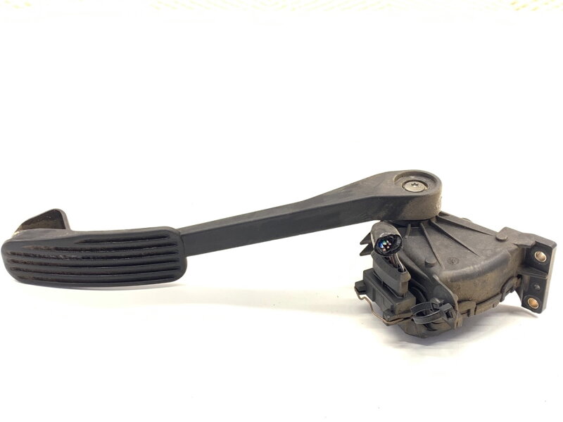 Plynový pedál Volvo S60 I (384) 2000 - 2010 30636004