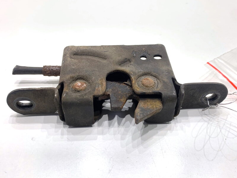 Zámok kapoty predný Opel Movano B (X62) 2010 - 2022