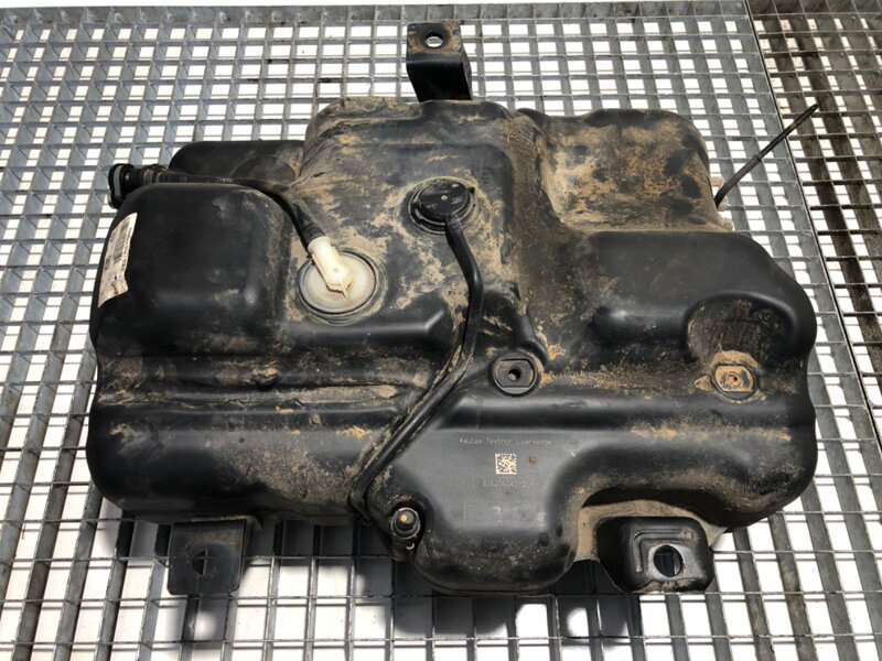 Nádrž SCR Opel Movano B (X62) 2010 - 2022 172A22038R 208993933R