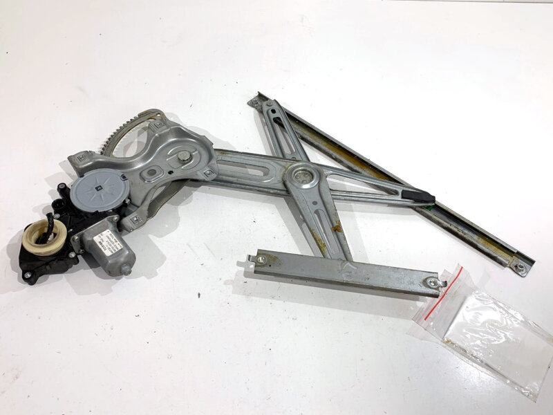 Sťahovačka okna ľavá predná Toyota Yaris (_P9_) 2005 - 2014 85702-0F010