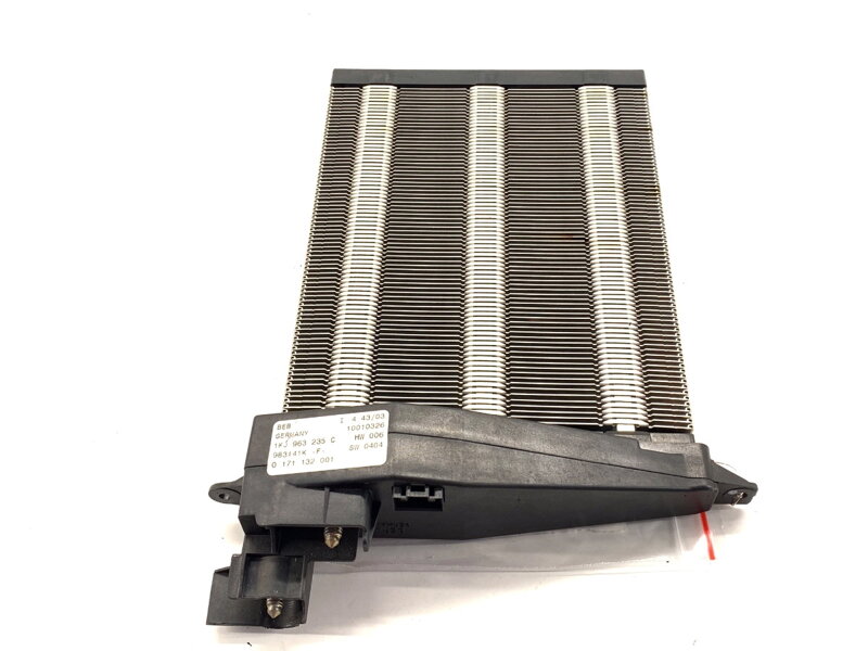 Radiátor kúrenia elektrická VW Golf V (1K1) 2003 - 2010 1K0963235C