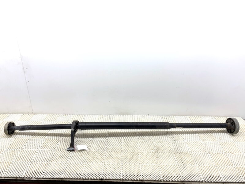 Hnací hriadeľ zadný VW Arteon (3H7, 3H8) 2017 - 2022 3G8521101