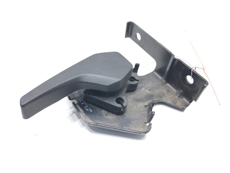 Západka kapoty VW Arteon (3H7, 3H8) 2017 - 2022