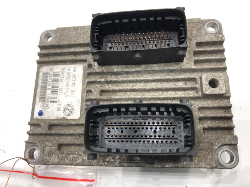 Riadiaca jednotka motora Fiat Grande Punto (199_) 2005 - 2022 51843147