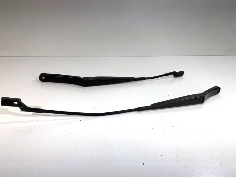 Stierač sada predný VW Golf VII (5G1, BQ1, BE1, BE2) 2012 - 2022 5G1955410 5G1955409B