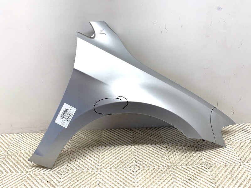 Blatník pravý predný VW Golf VII (5G1, BQ1, BE1, BE2) 2012 - 2022 LA7W