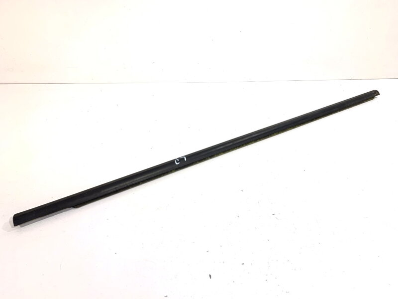 Lišta stieracia predná ľavá VW Golf VII (5G1, BQ1, BE1, BE2) 2012 - 2022 5G4837477D