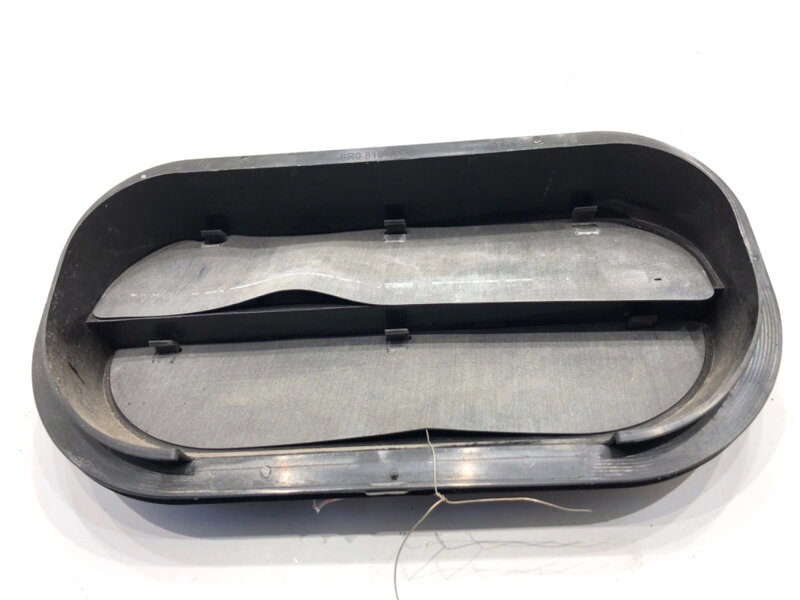 Mriežka wentylacyjna kufra zadná pravá VW Arteon (3H7, 3H8) 2017 - 2022 6R0819465C