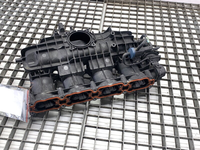 Sacie potrubie VW Arteon (3H7, 3H8) 2017 - 2022 06L133201FR