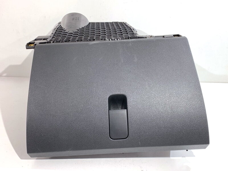 Odkladacia schránka spolujazdca Skoda Fabia III (NJ3) 2014 - 2022 6V1857097M