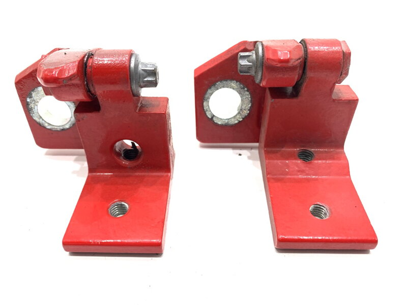 Pánt dvere zadný ľavý Opel Corsa E (X15) 2014 - 2022 13181937