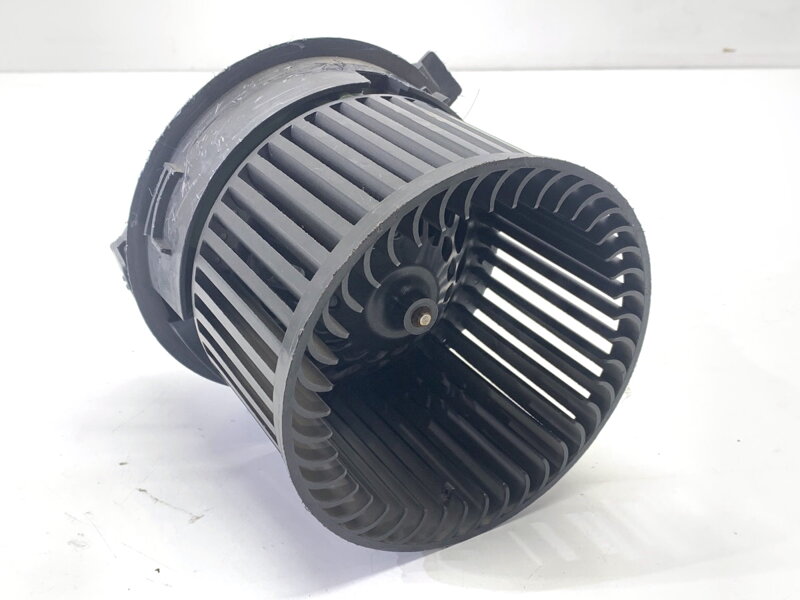 Ventilátor kúrenia Peugeot 2008 I (CU_) 2013 - 2022 T1013140A