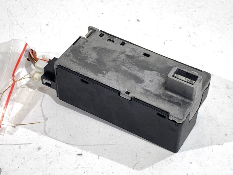 Zámok volantu Mercedes-benz Class A (W176) 2012 - 2018 A0999000400