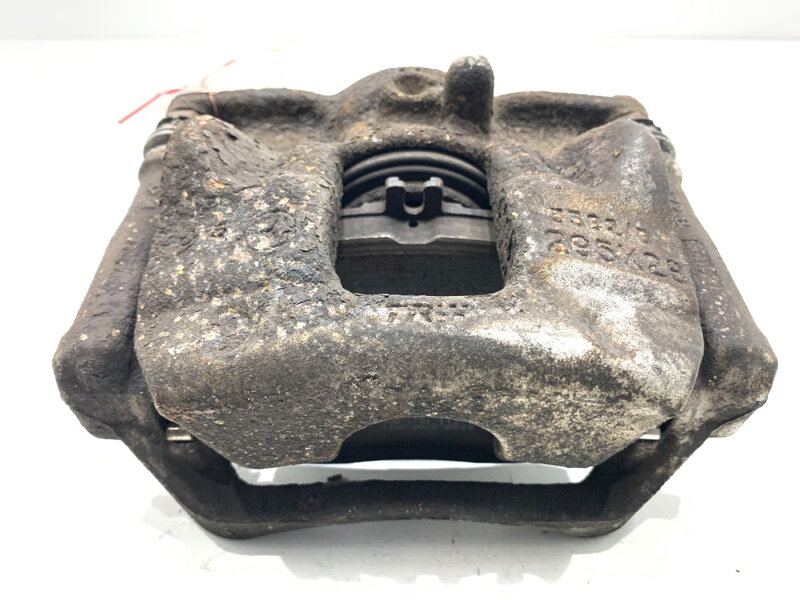 Brzdový strmeň ľavý predný Mercedes-benz Class A (W176) 2012 - 2018