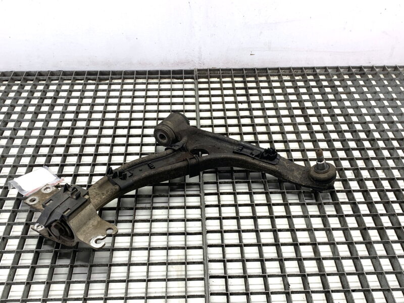 Rameno pravé predné Mercedes-benz Class A (W176) 2012 - 2018