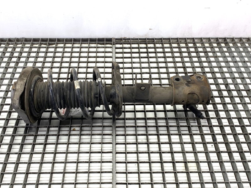 Tlmič ľavý predný S pružinou Mercedes-benz Class A (W176) 2012 - 2018