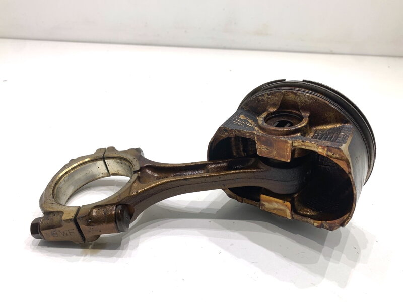 Piest S ojnicou Subaru Outback (BL, BP) 2003 - 2010 EJ253