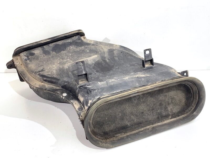 Vstup kanál vzduchu Ford Transit V363 Autobus (FAD, FBD) 2013 - 2022 BK31-18713-B