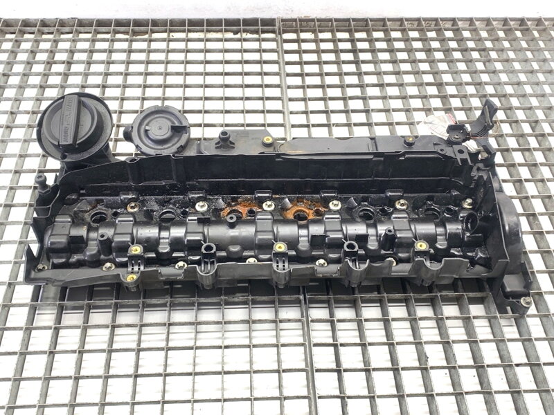 Veko / kryt ventilov BMW X6 (F16, F86) 2014 - 2019 15265812