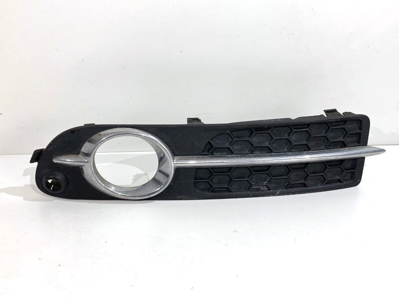 Mriežka halogénu / hmlovky ľavá predná Volvo S80 II (124) 2006 - 2016 30655929