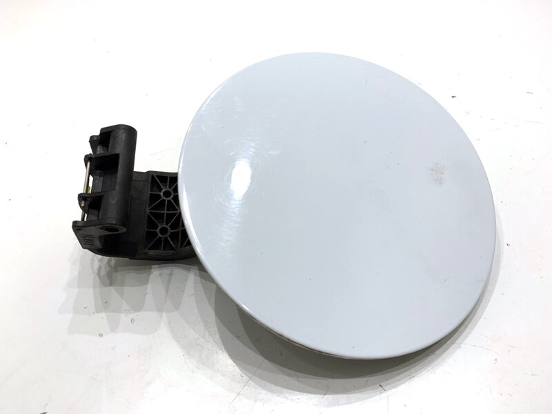 Dvierka palivovej nádrže KIA CEE ' D Sportswagon (JD) 2012 - 2018