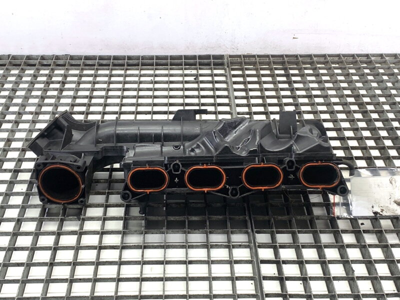 Sacie potrubie Mercedes-benz Class A (W176) 2012 - 2018 A2700900737