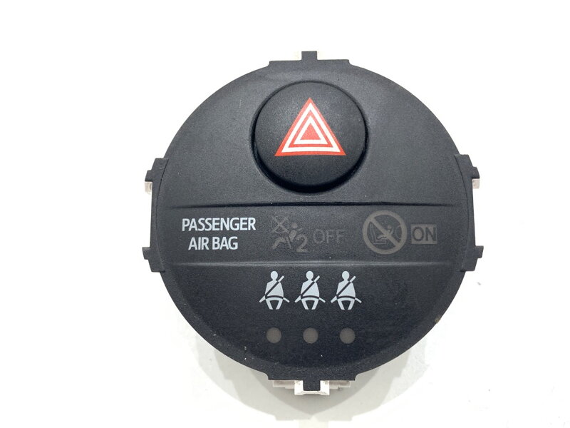 Spínač svetiel výstražných Toyota Yaris (_P13_) 2010 - 2022 839500D100